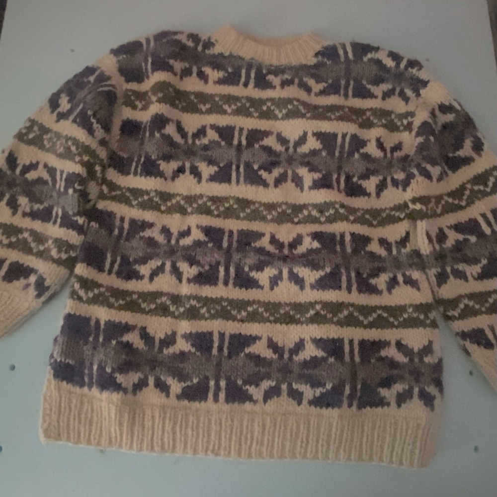 Wool handcrafted sweater size XL perfect for blustery winters